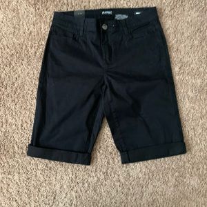 NWT Buffalo by David Bitton Black Bermuda Shorts “Samuella” Mid-Rise.